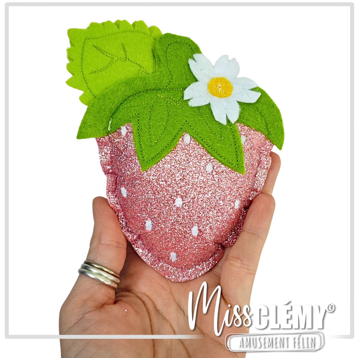 jouet pour chat en feutrine, fraise rose paillettée
