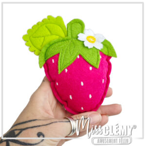 jouet pour chat en feutrine, fraise rose