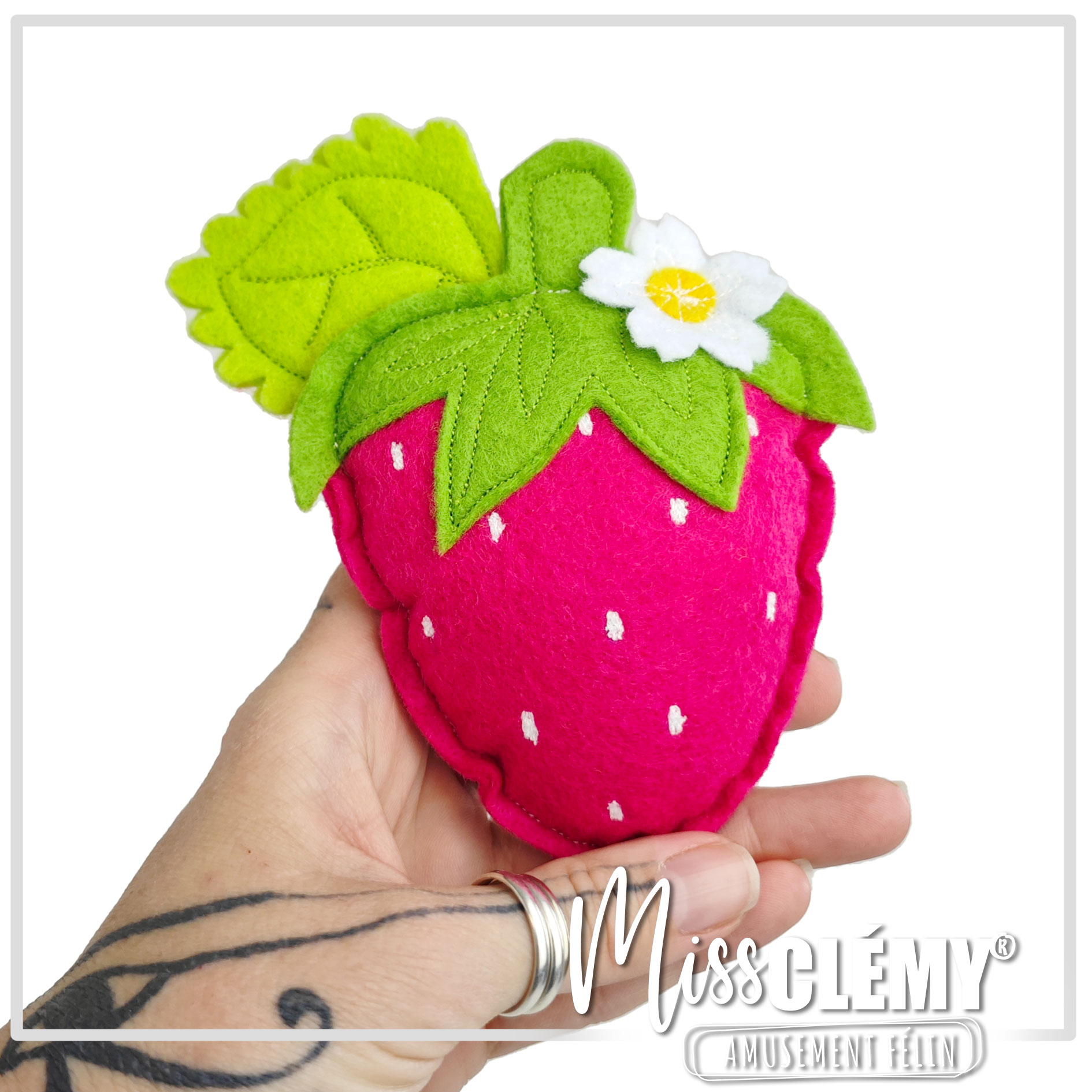 jouet pour chat en feutrine, fraise rose
