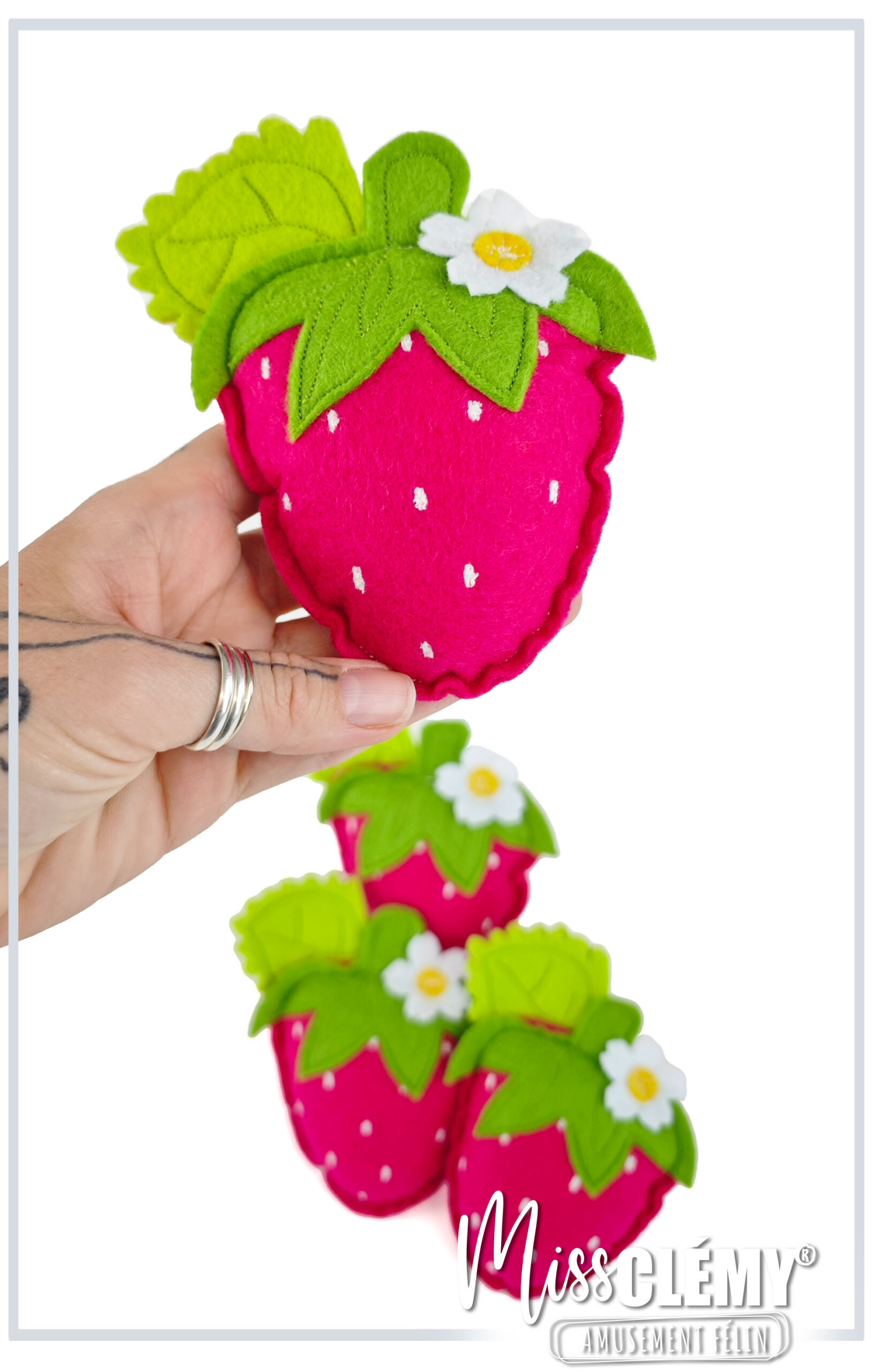 jouet pour chat en feutrine, fraise rose